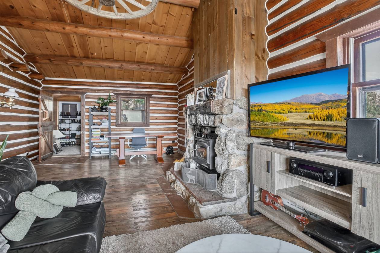 Palacio Celestial: Private Boulder Mountain Estate - photo 8