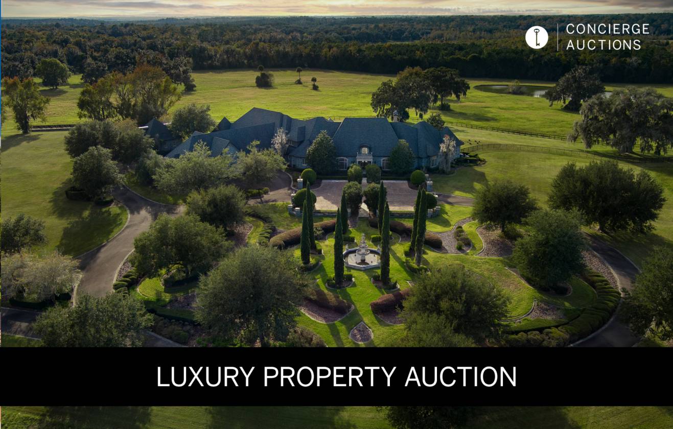 Horse Property for sale.