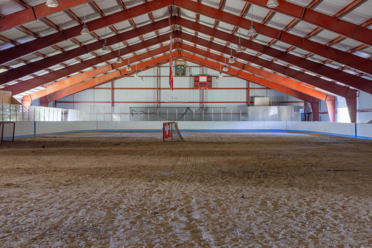 Covered Arena and Rural School on 49 Acres - photo 8