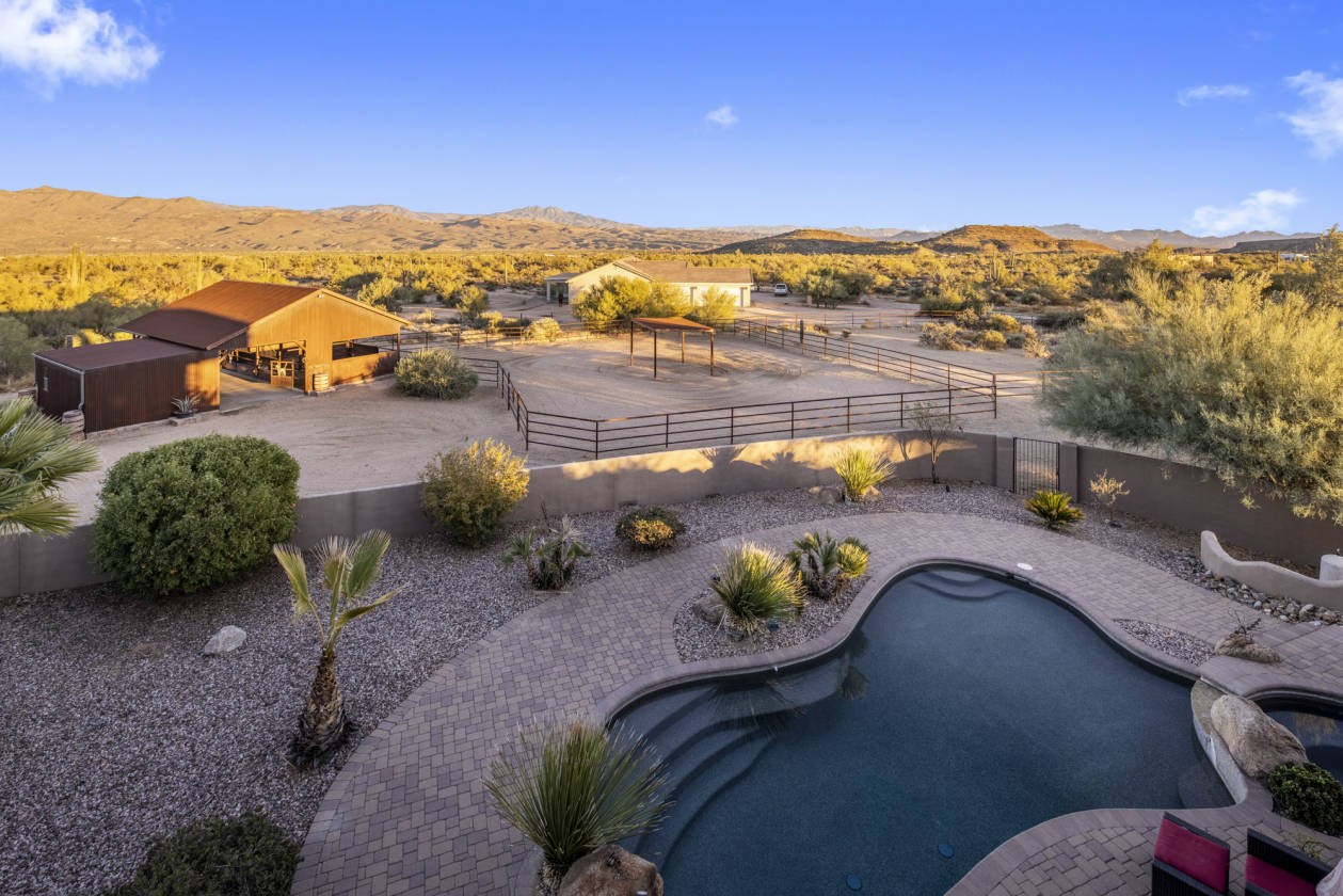 Ride from your property to trails on the Verde River!... Paulden