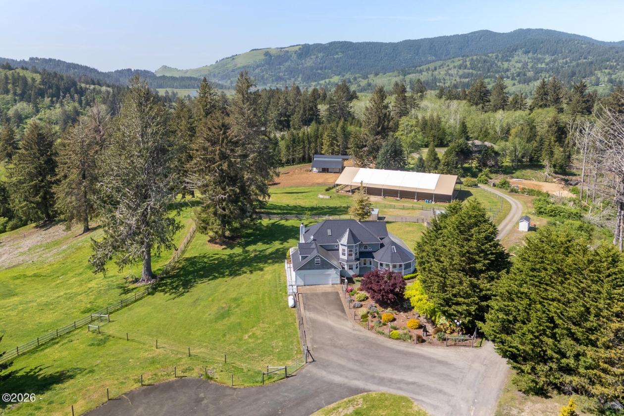 Exceptional Oregon Coast Estate - photo 27