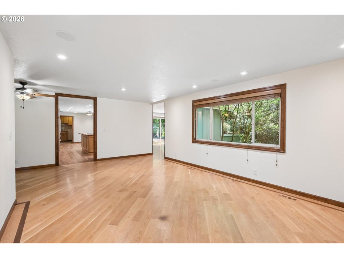 Exceptional Riverfront Equestrian & Agarian Estate - photo 4