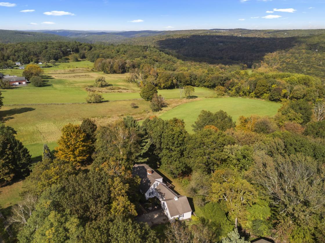 Horse Property for sale.