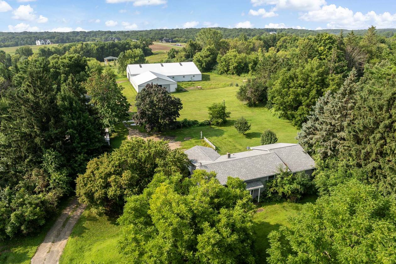 Horse Property for sale.