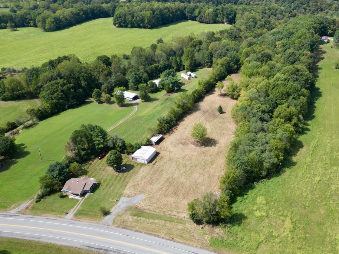 10.65 Ac. m/l with House & Workshop near Lake! - photo 28