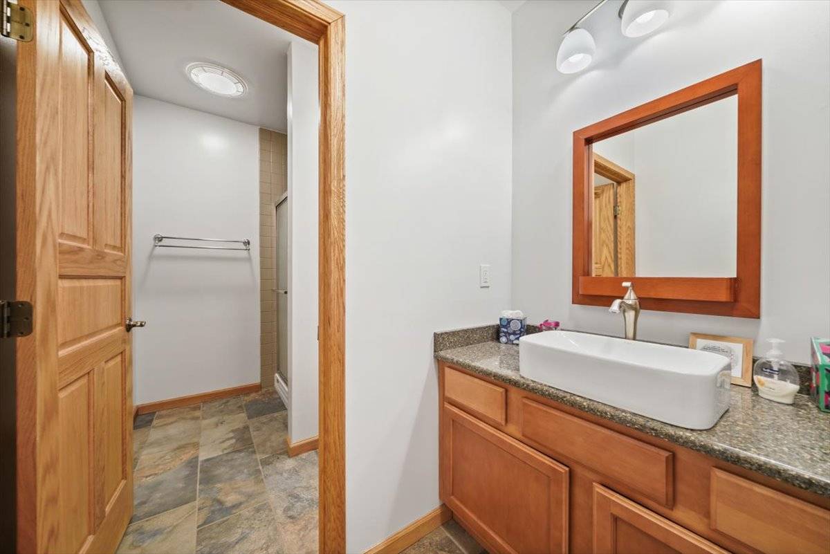Pocono Mountains Lodge- Pending - photo 17