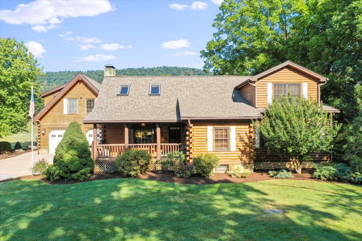 Horse Property for sale.