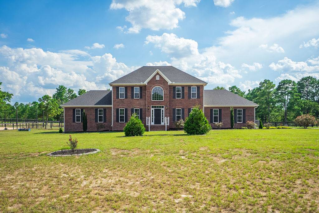 Horse Property for sale.