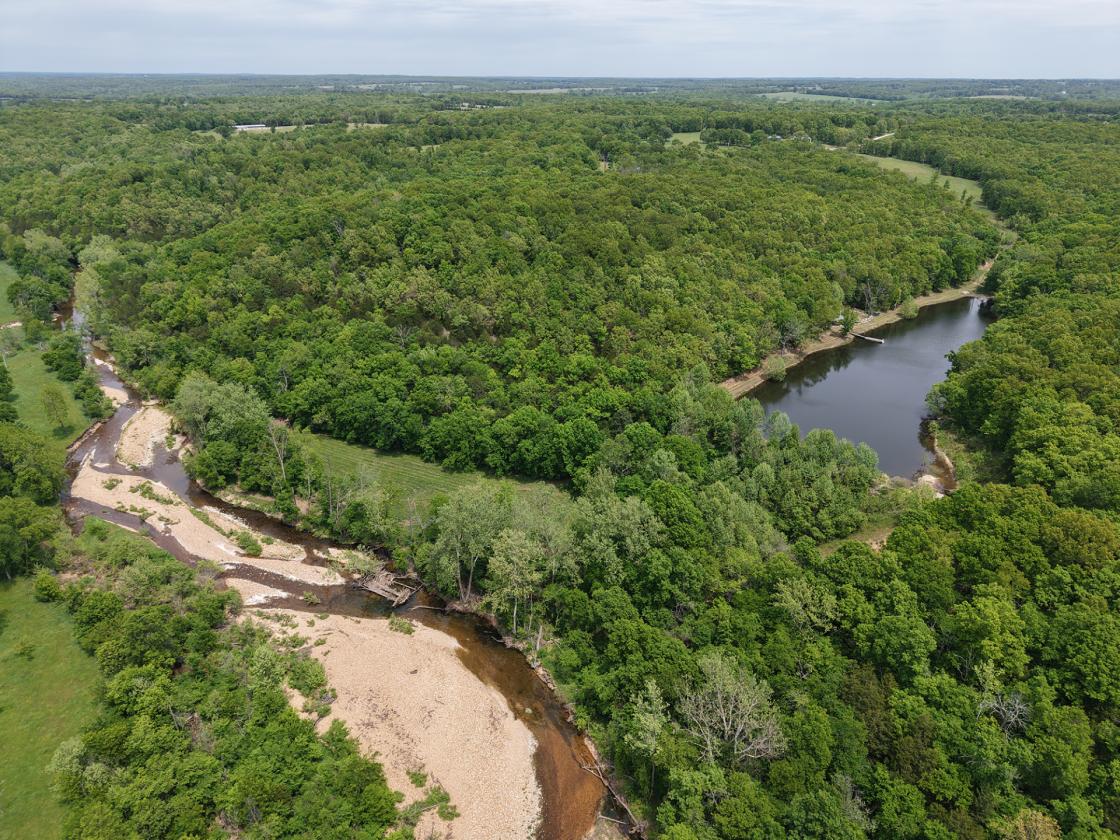 285 ac Ranch with Basement Homes and Live Water - photo 28