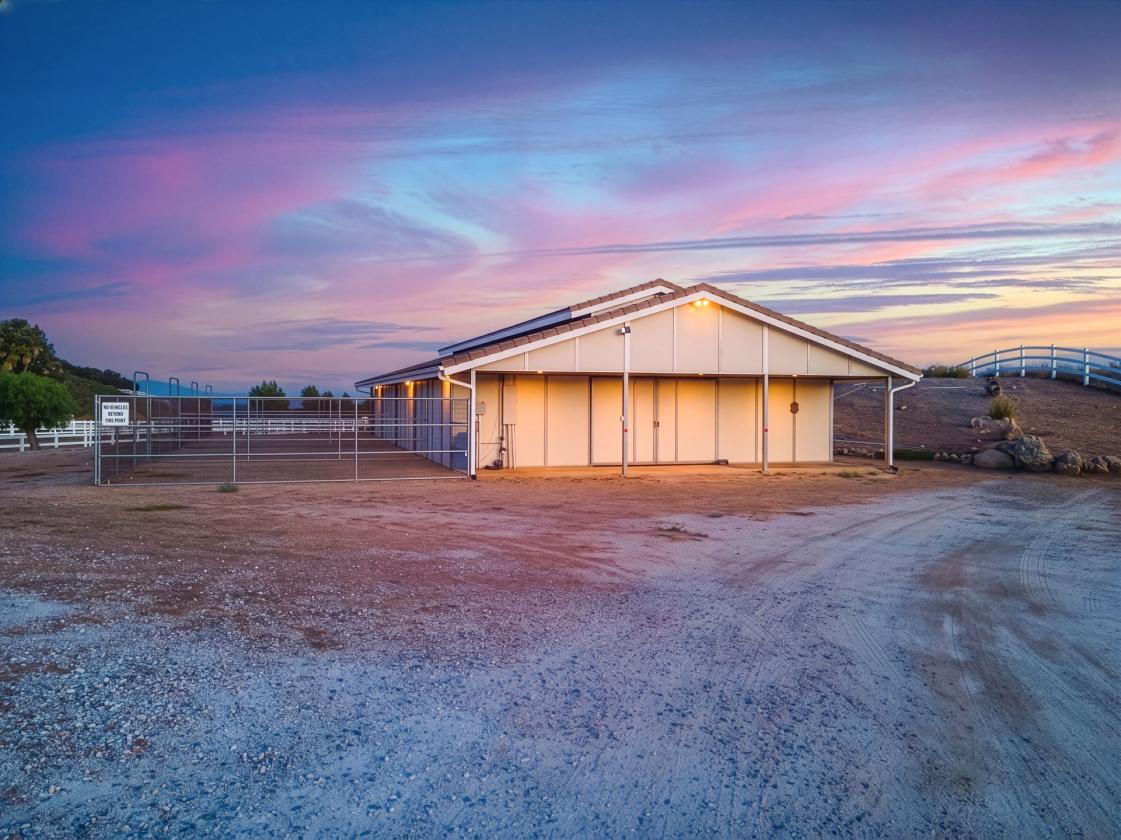 LA CRESTA EQUESTRIAN ESTATE - photo 4