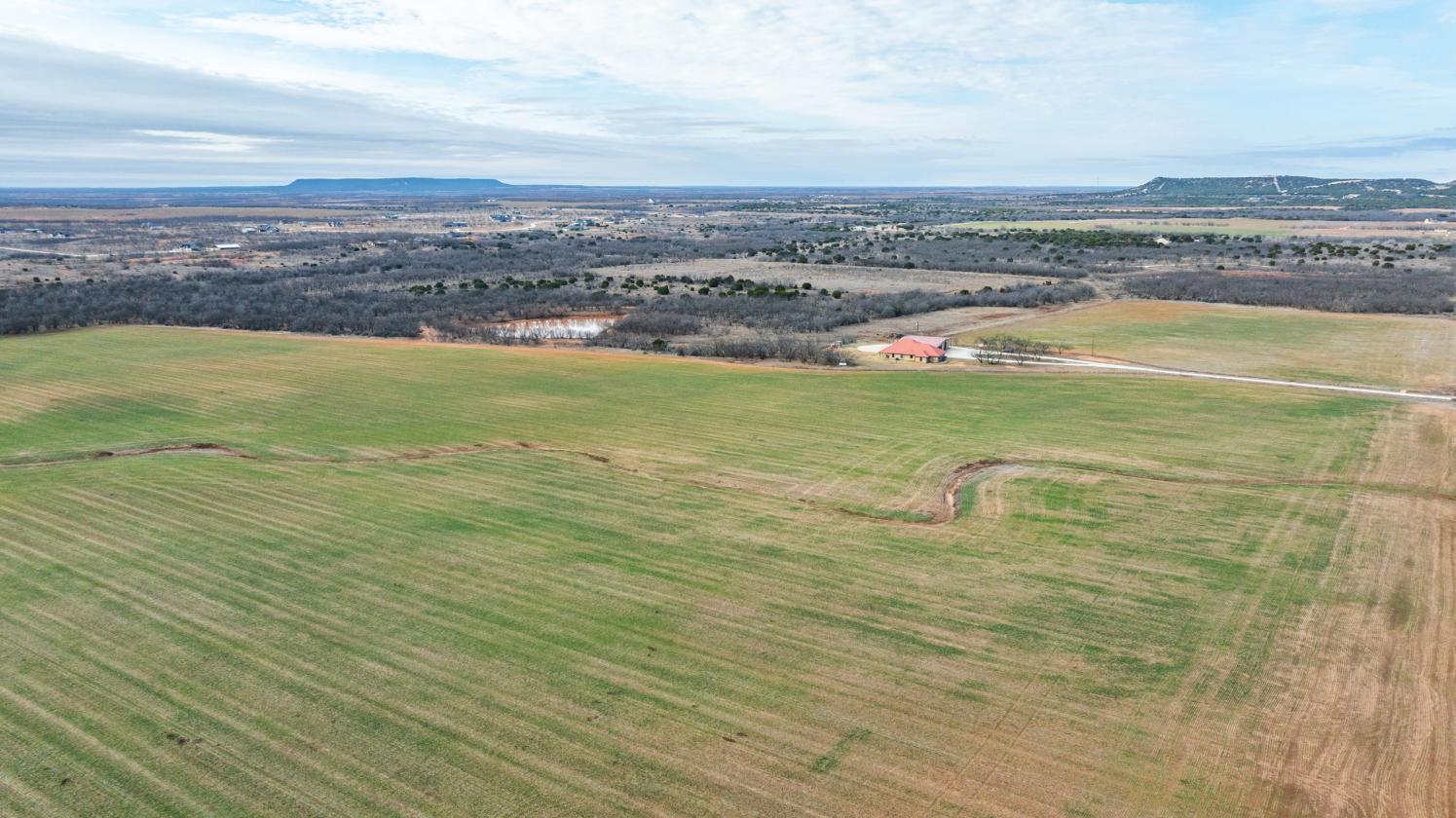 Custom-built Texas Ranch Property in Jim Ned ISD - photo 4