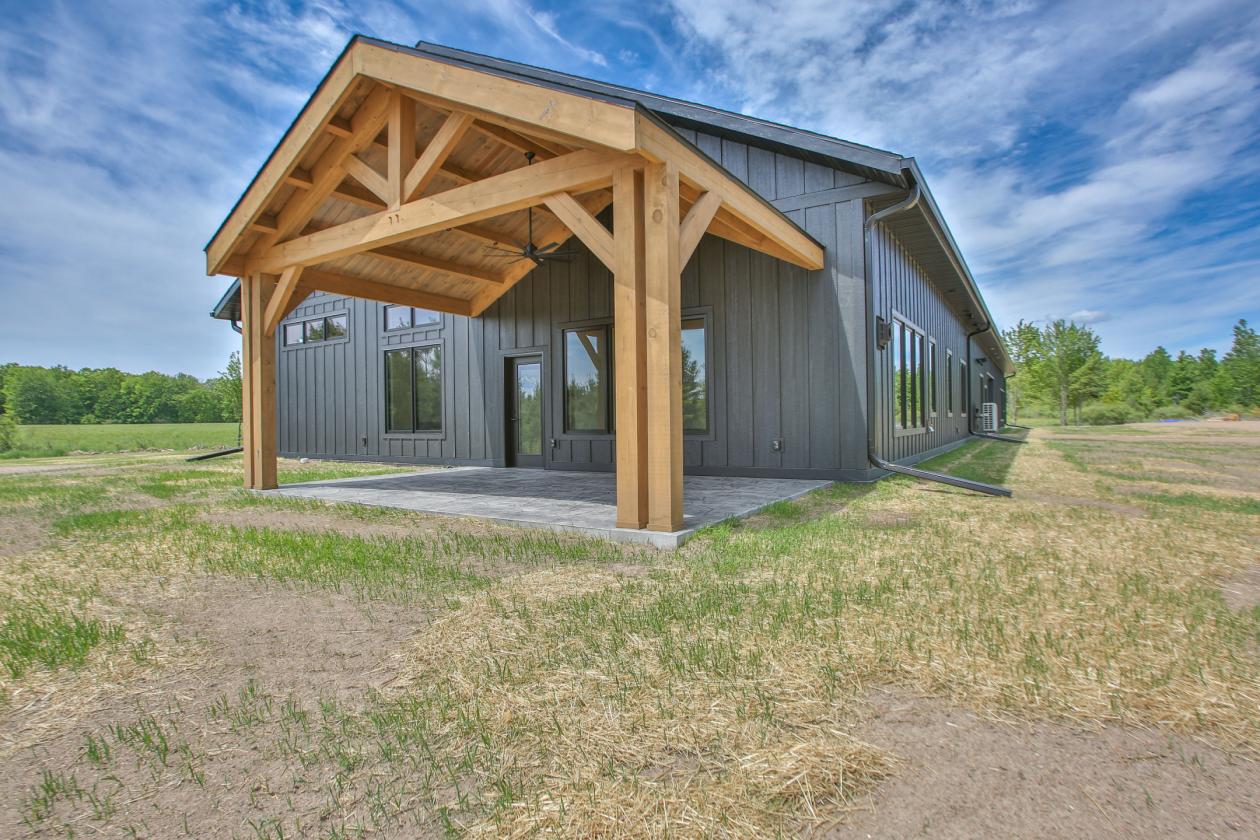 Luxury Property With Horse Potential - photo 7