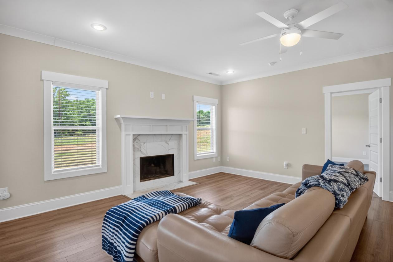 Beautiful Home on 4 Acres with Mini-Farm Potential - photo 18