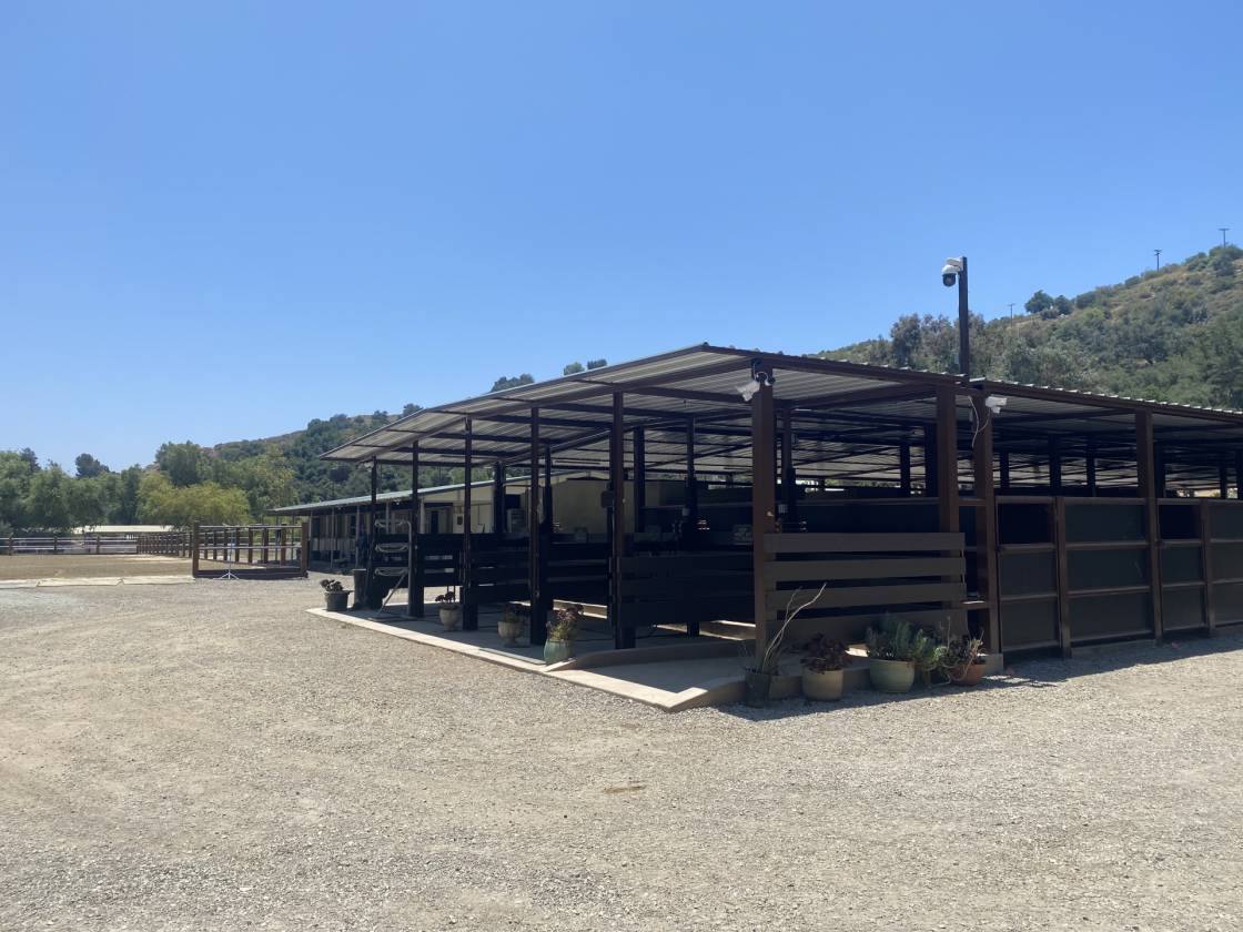 Horse Property for sale.