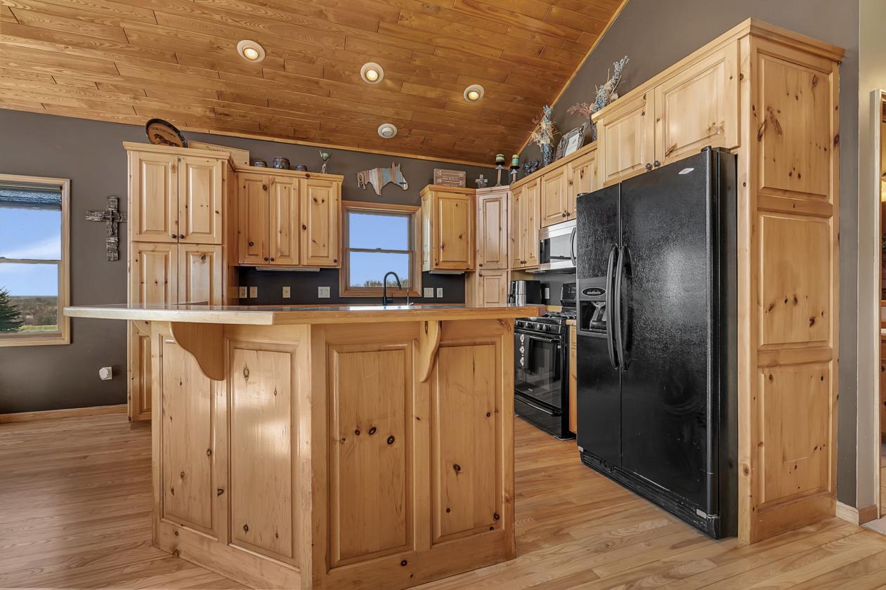 Serene Equestrian Property on over 17 acres! - photo 6
