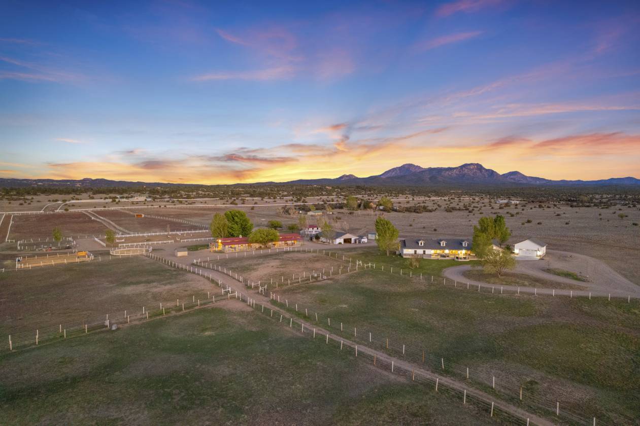 Horse Property for sale.