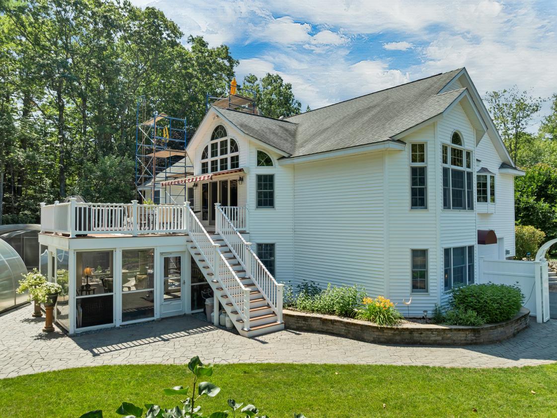 5.76-Acre Private Estate - photo 5