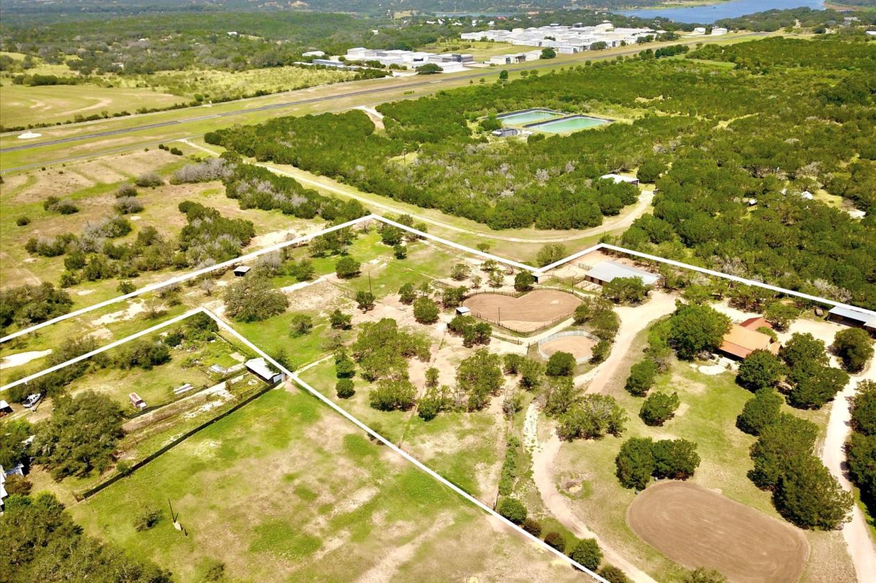 8.55 ACRES + REMODELED HOME + 8 STALL BARN - photo 23