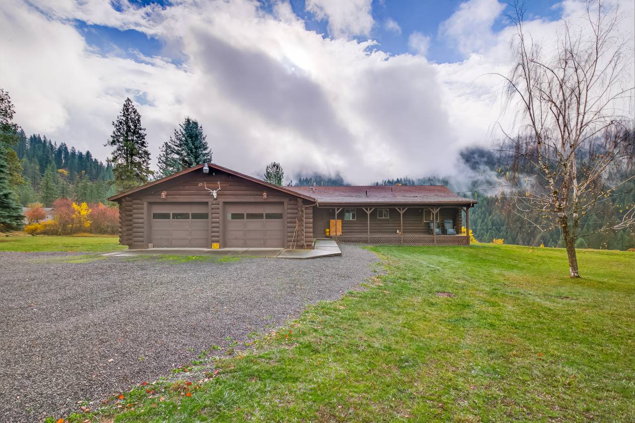 Horse Property for sale.