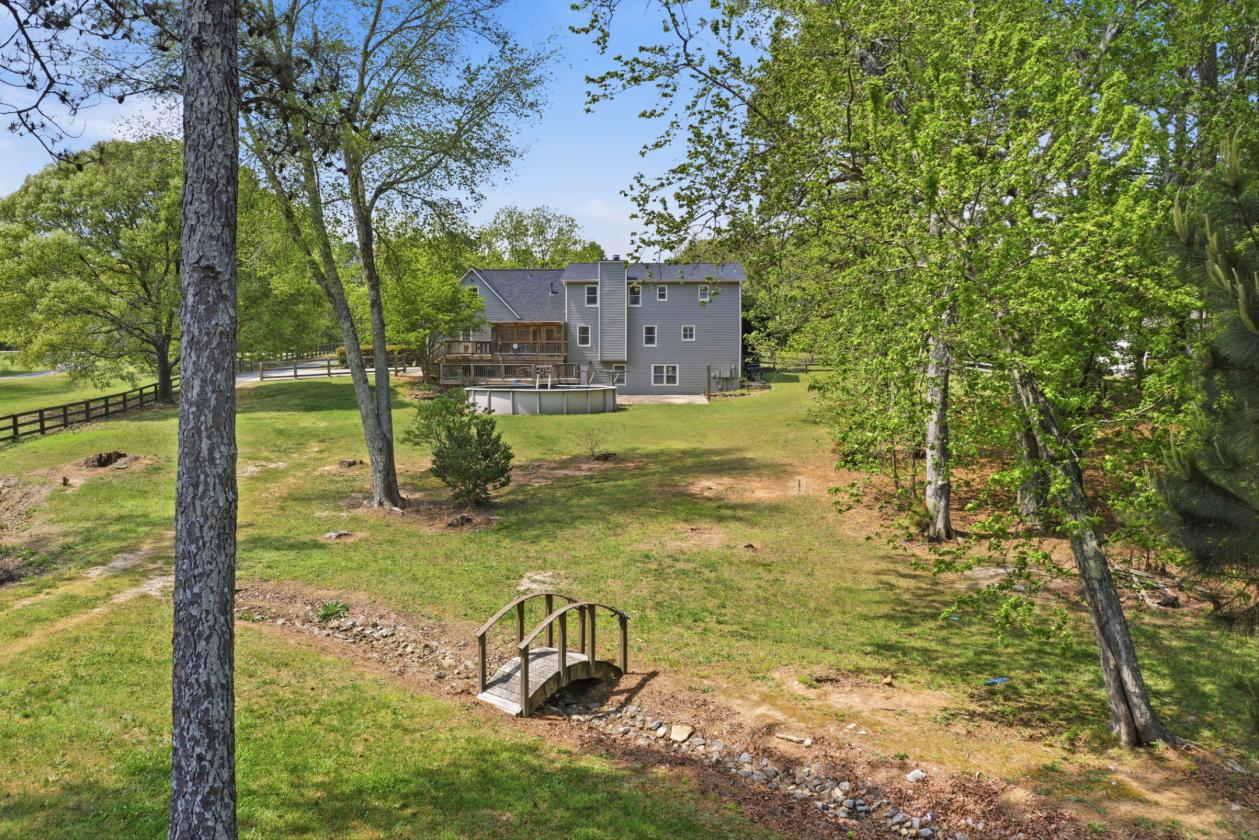 Country Living in Gwinnett County! - photo 7
