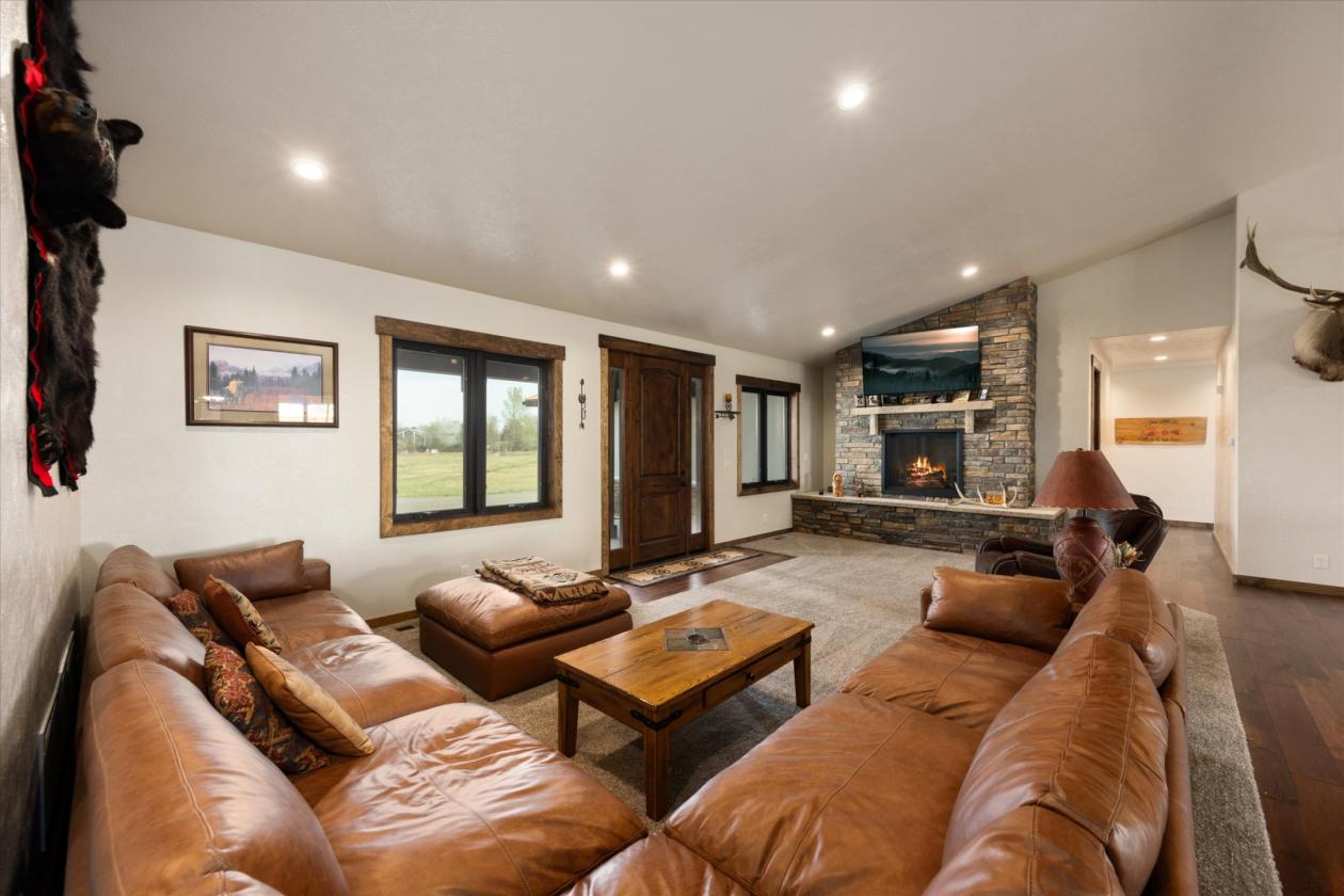 2 T Ranch - photo 5