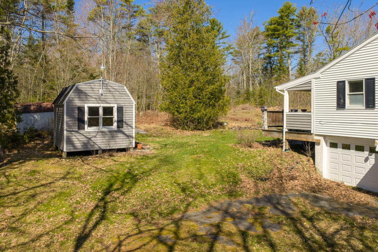 Split level ranch on 10 wooded acres in West Bath - photo 16