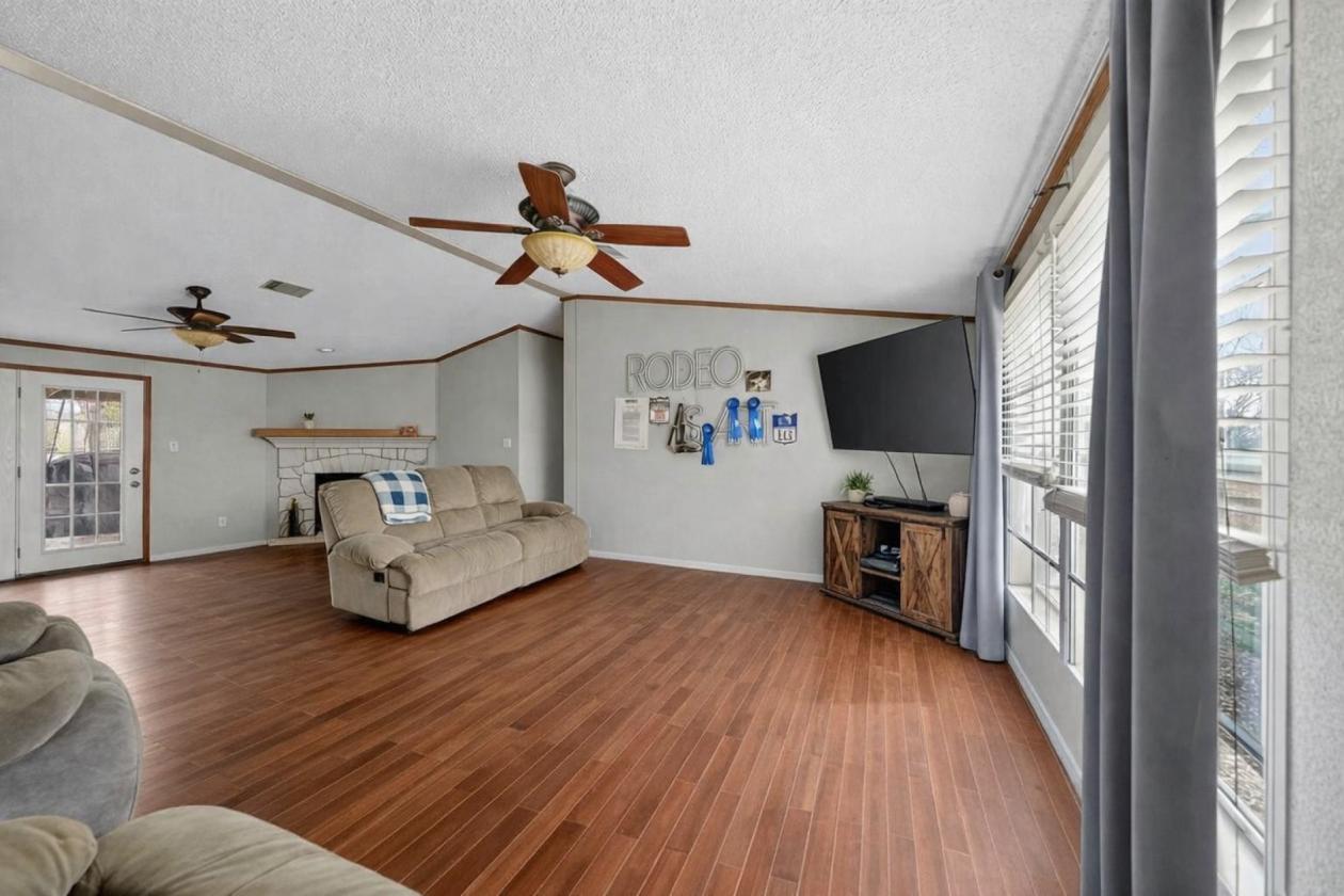 AFFORDABLE EAST TEXAS HORSE PROPERTY - photo 11