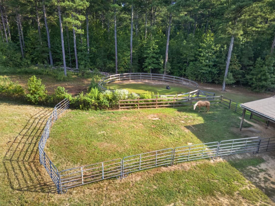 Luxury Horse Estate | Pool & Mountain Views - photo 13