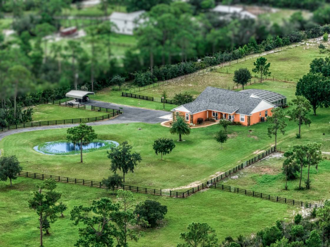 Horse Property for sale.