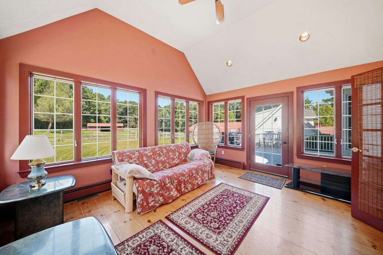 Equestrian Estate with indoor and outdoor arenas - photo 26