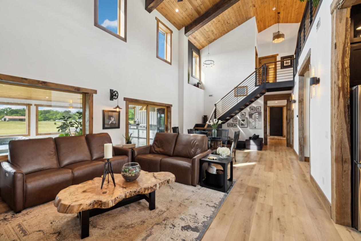 Private Estate with Barndominium - Horse Haven! - photo 7