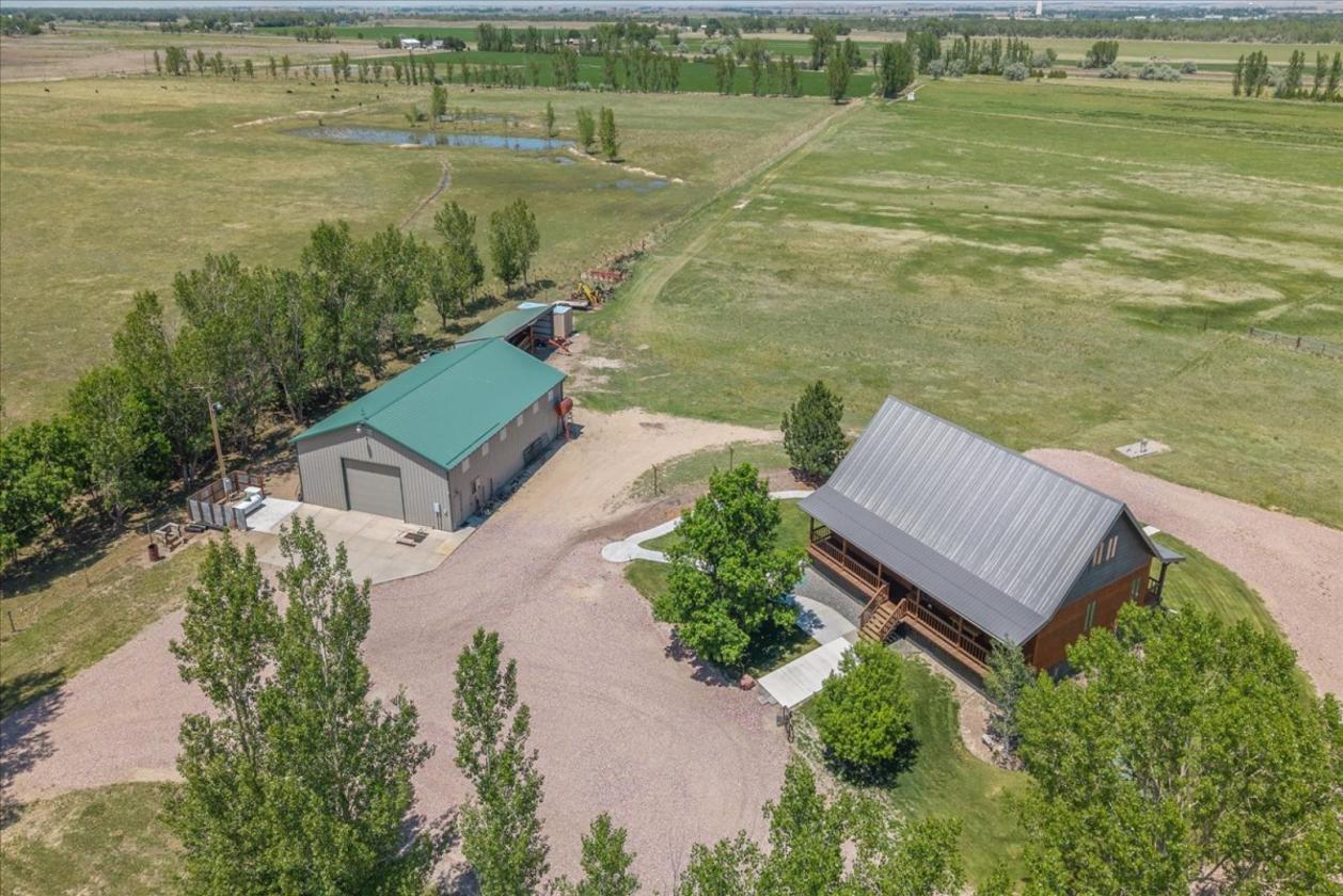 Chimney Rock Pioneer Crossing/Log Home & RV Park - photo 12