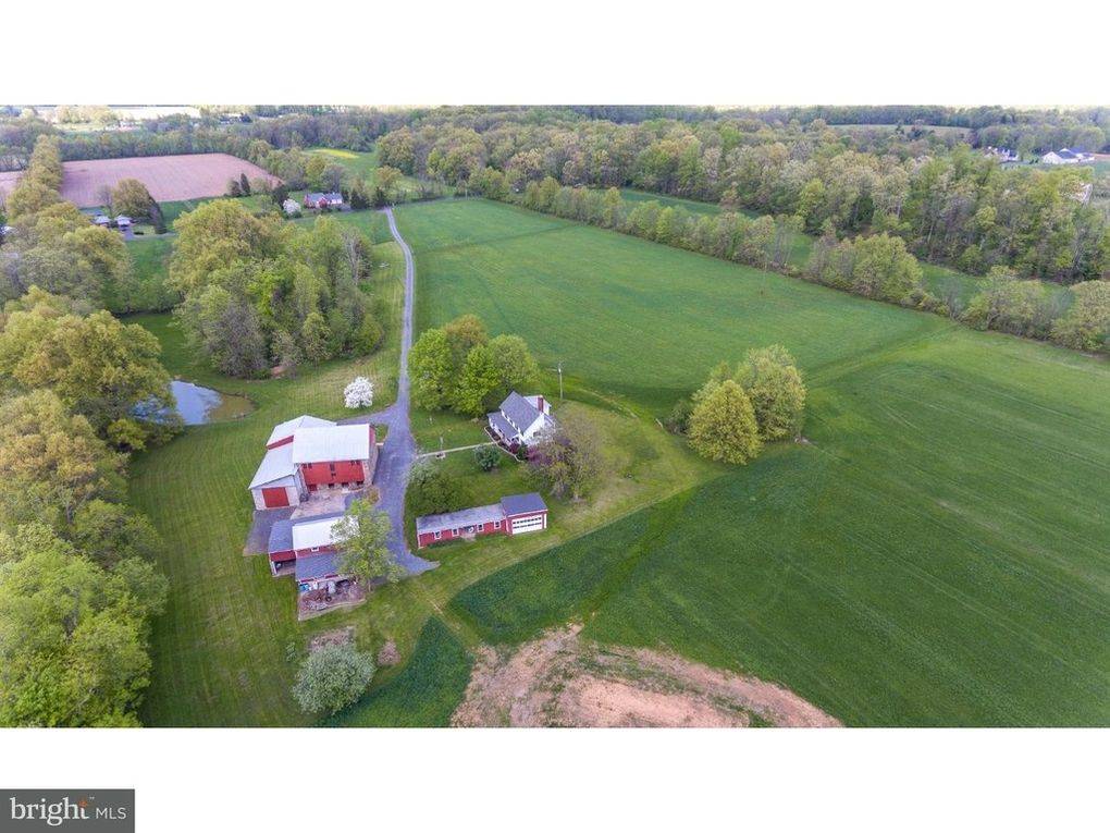 Picturesque 30 Acre Farm in Bucks County Quakertown, Bucks County