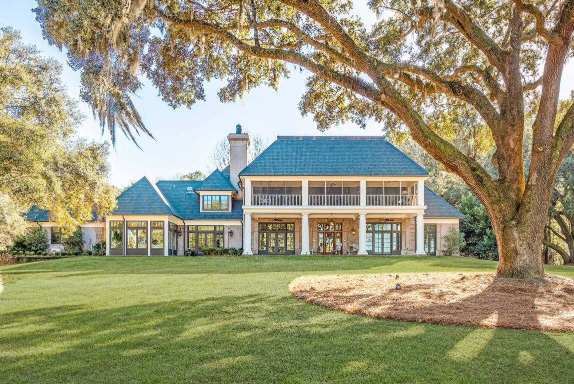 A Luxury Equestrian Waterfront Estate with Dock on a 550... Awendaw