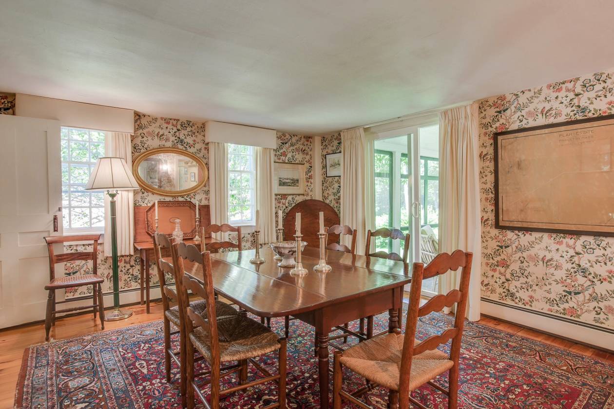 New England horse farm , barn and 20+ acres Princeton, Worcester