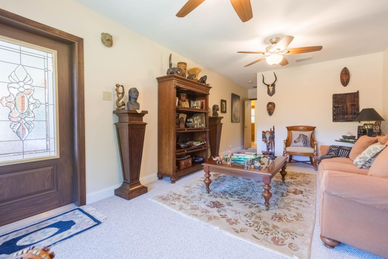 19.4 ACRE HILLTOP ESTATE - photo 10