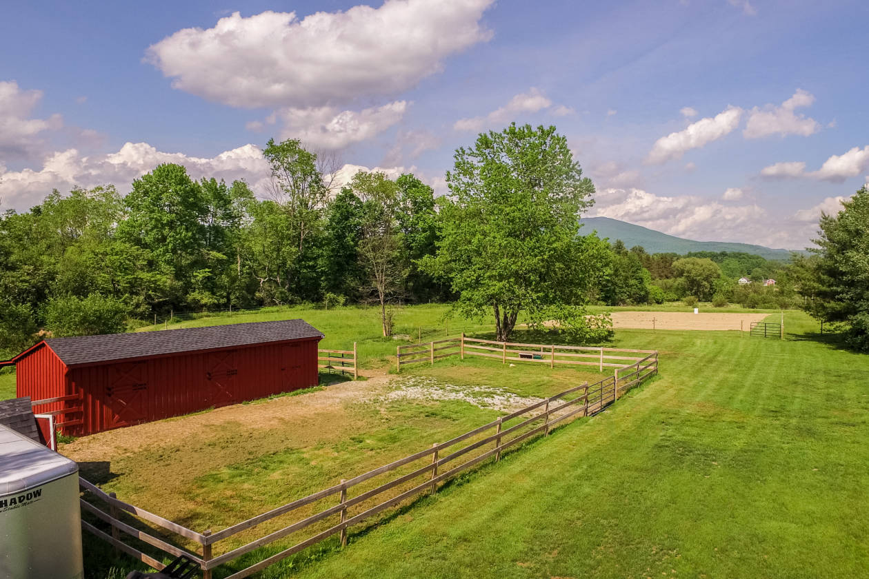 VERMONT VIEWS, PRIVACY & CONVENIENCE! Rutland, Rutland County
