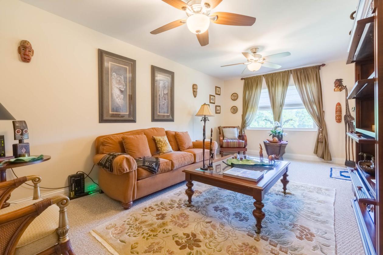 19.4 ACRE HILLTOP ESTATE - photo 9