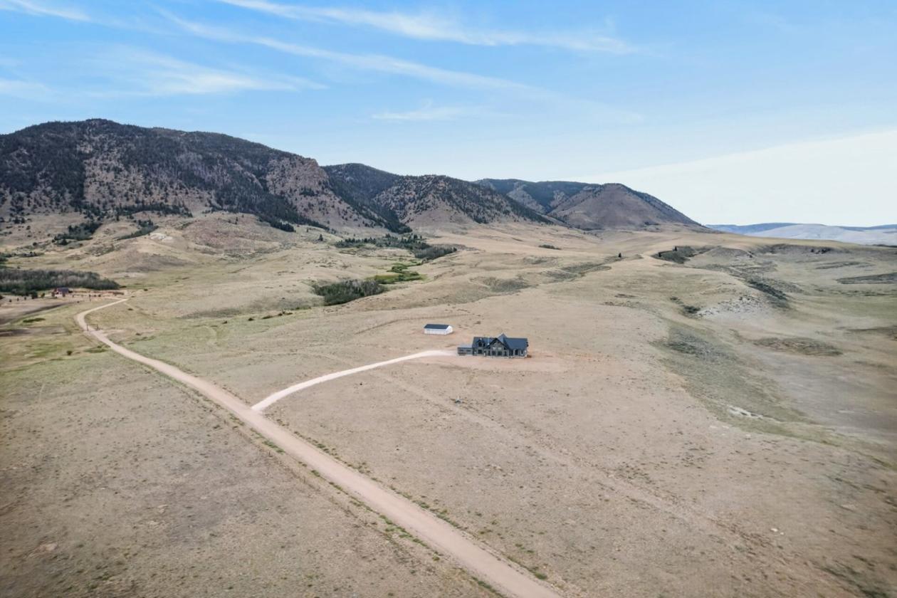 Unique Construction like no other in Wyoming! - photo 4