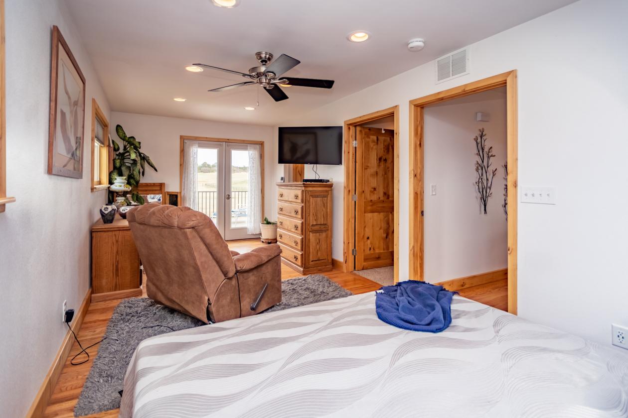 Black Forest horse property with large shop! - photo 12