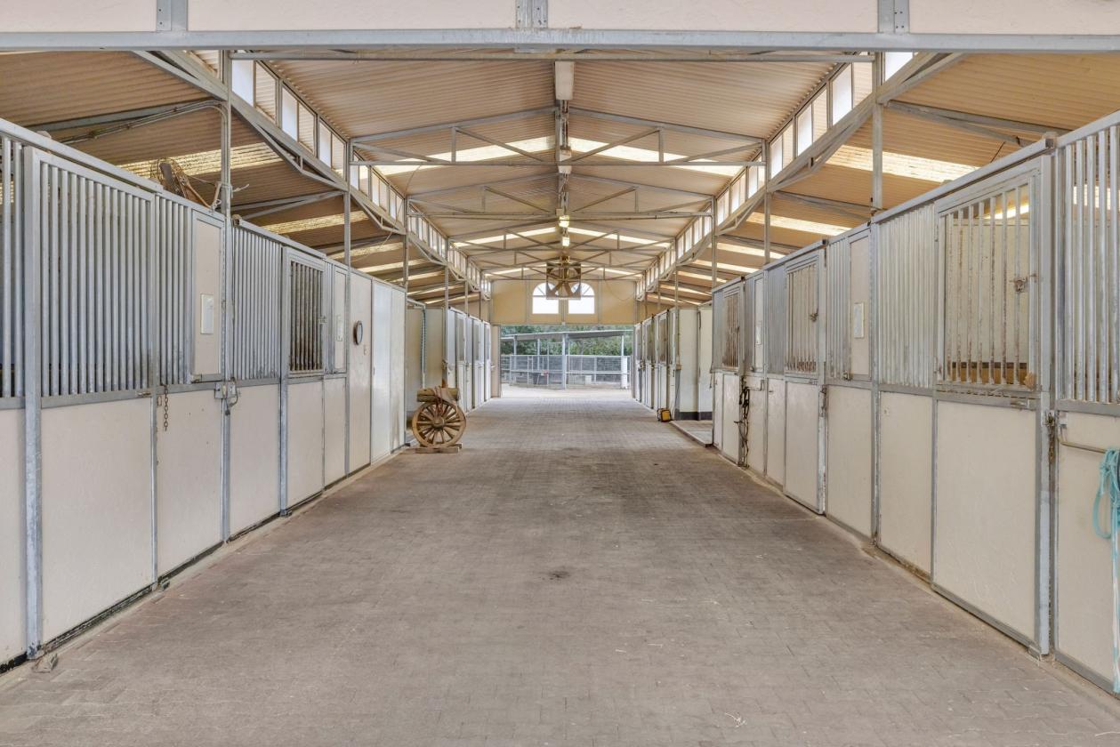 25 Acre Residential & Equestrian Facility - photo 12