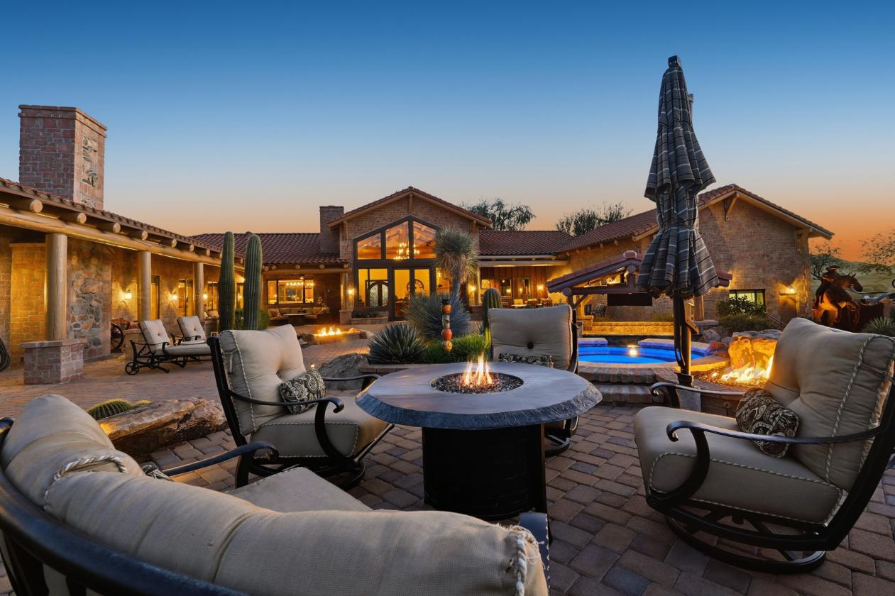 Cave Creek Estate Borders 900 Miles of Trails - photo 4