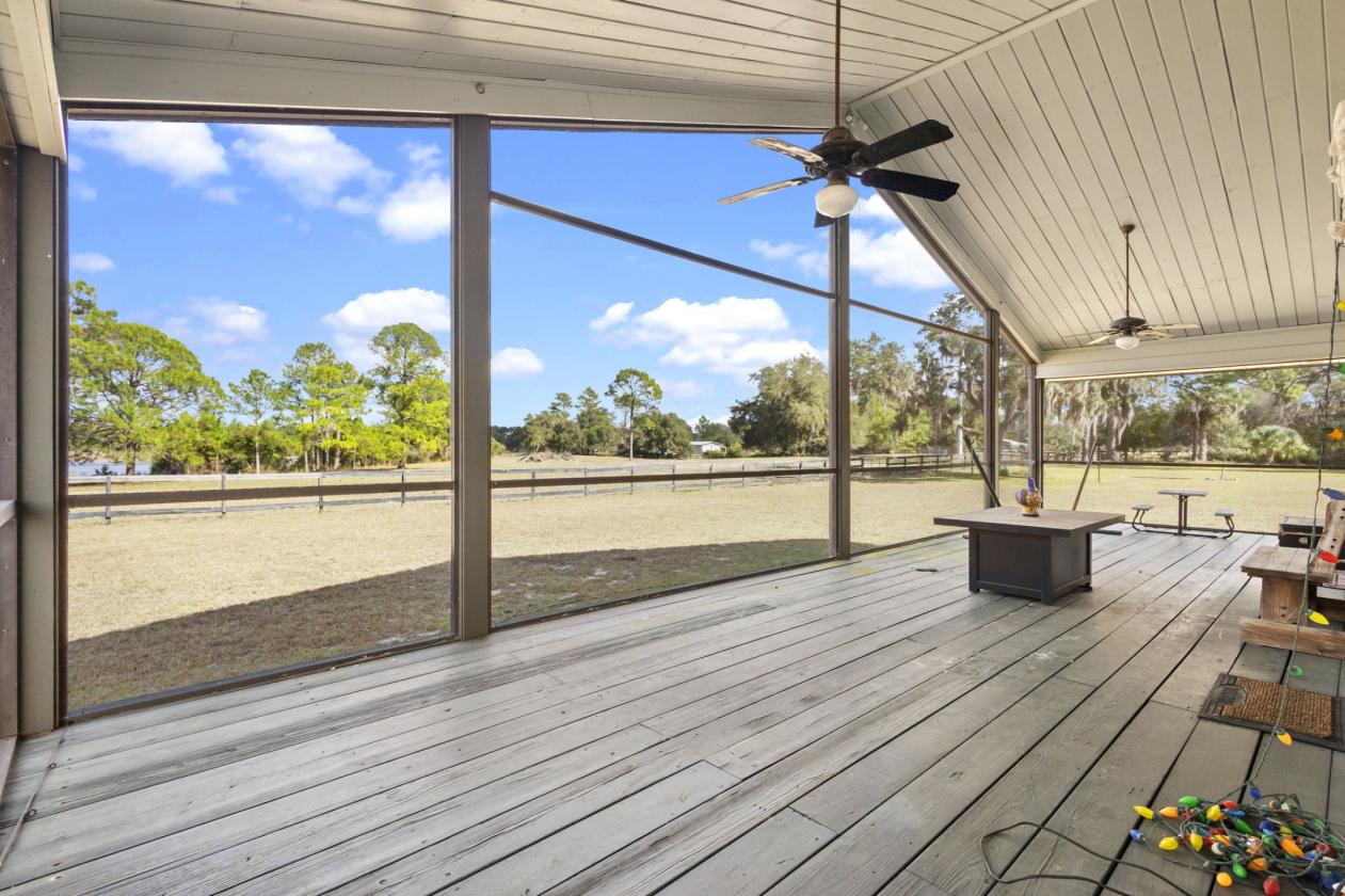 Beautiful 80 Acre Horse and Cattle Ranch - photo 18