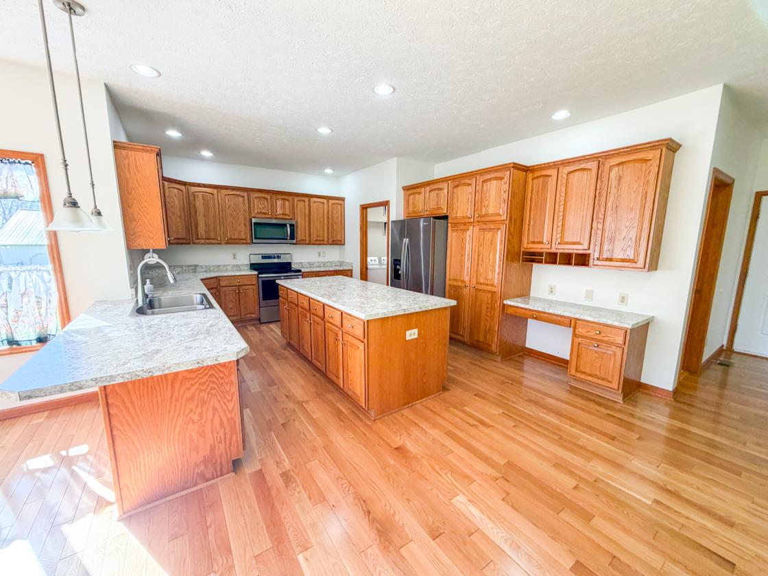Traditional Ranch with Basement and Barn - photo 19