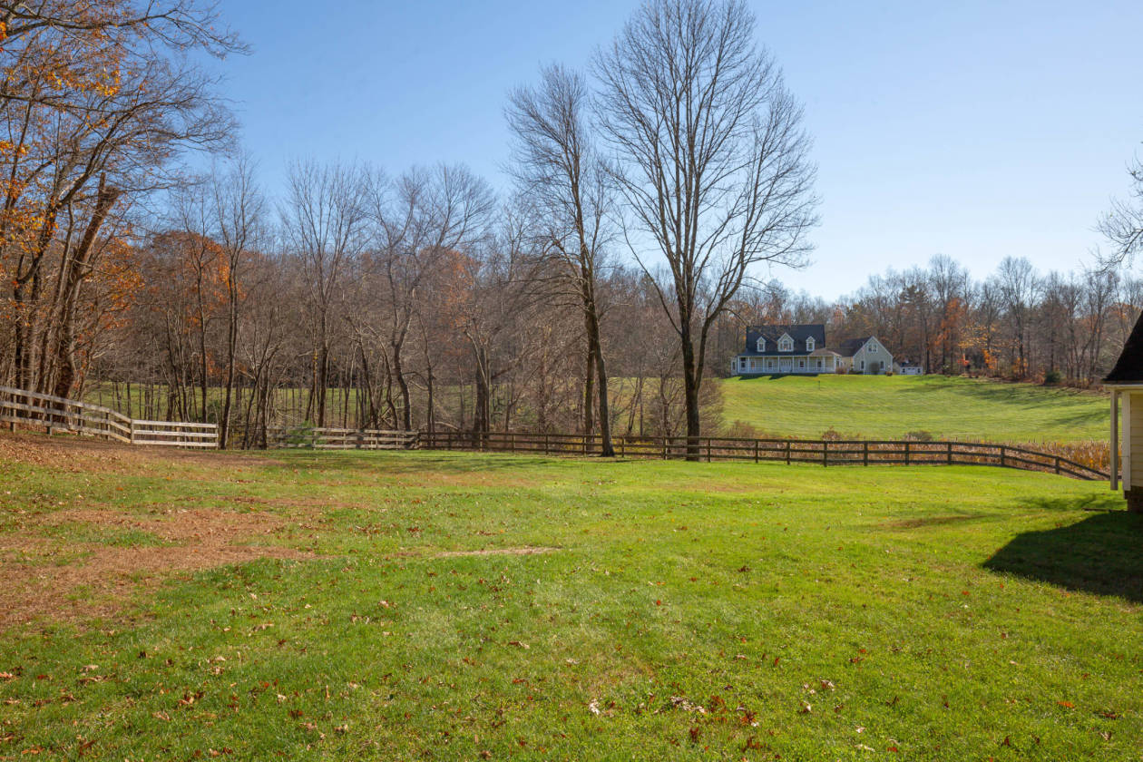 DEPOSITSpectacular 70 Acre Estate Horse Property ,Woodstock CT Barn