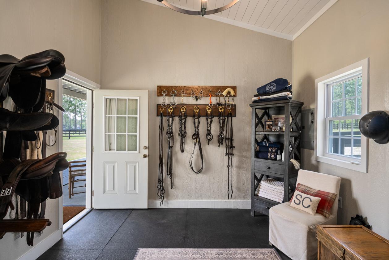 Kalista Manor South ~ Turn-Key Equestrian Estate - photo 22