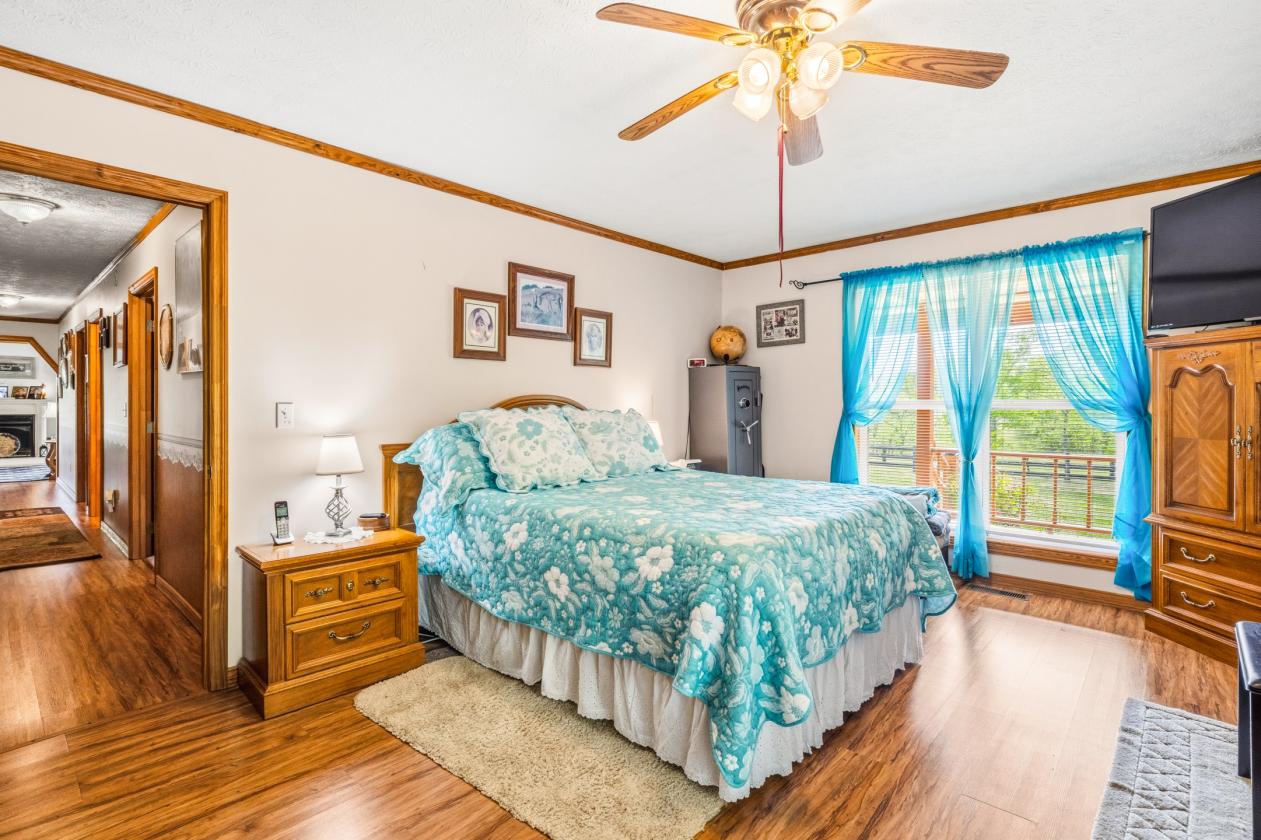 60+ Acre Farm just outside Big South Fork NRRA! - photo 18