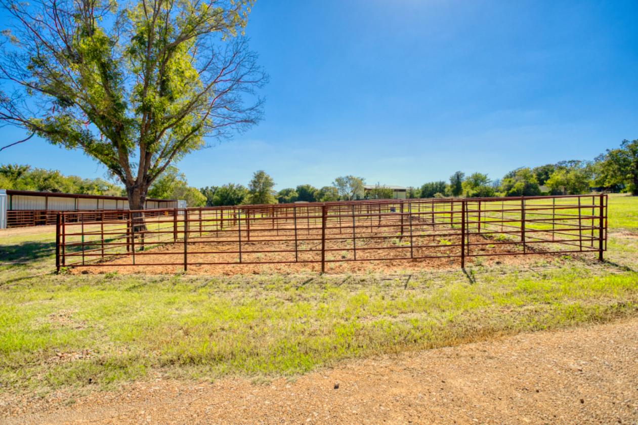 RV Park and Horse Boarding - photo 20