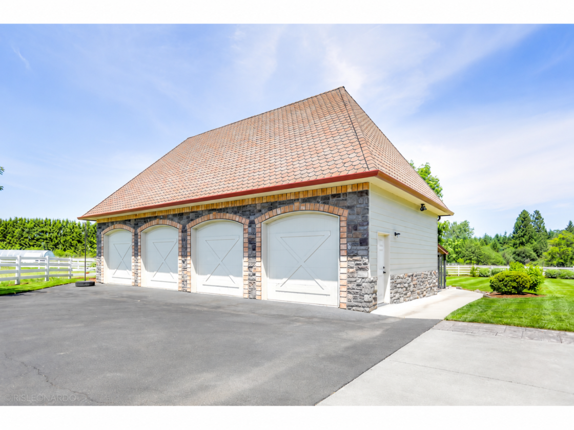 Luxury Equestrian Estate with Indoor Arena - photo 27