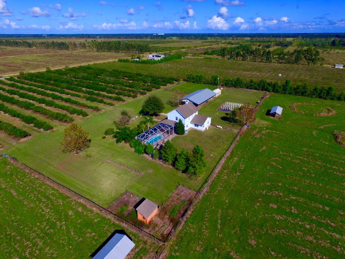 Enjoy the Country Life on a 20 Acre Farm Home! Vero Beach, Indian